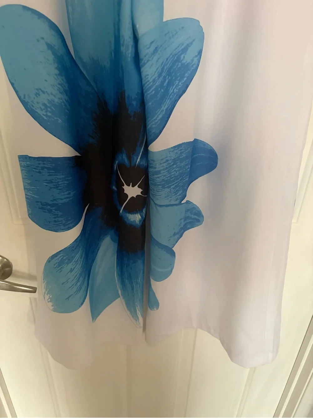 Cato White Cropped Pants with Blue Flower Accent